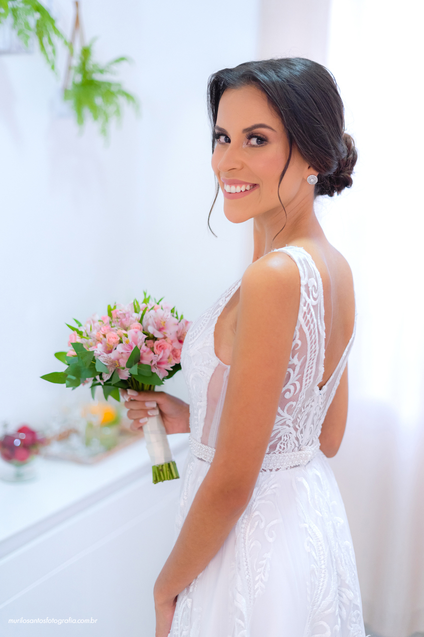 Nathalia e Isaias Murilo Santos Fotografia Castro Campos Gerais Paraná Ensaio Externo Ensaio Casal Noivos Casamento wedding Igreja Cerimonia Elooy Ferreira Eventos Castrolanda Cidade do Leite Noiva Noivo Casal
