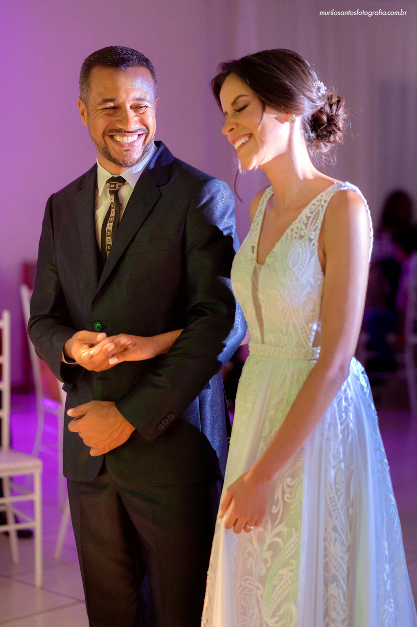Nathalia e Isaias Murilo Santos Fotografia Castro Campos Gerais Paraná Ensaio Externo Ensaio Casal Noivos Casamento wedding Igreja Cerimonia Elooy Ferreira Eventos Castrolanda Cidade do Leite Noiva Noivo Casal