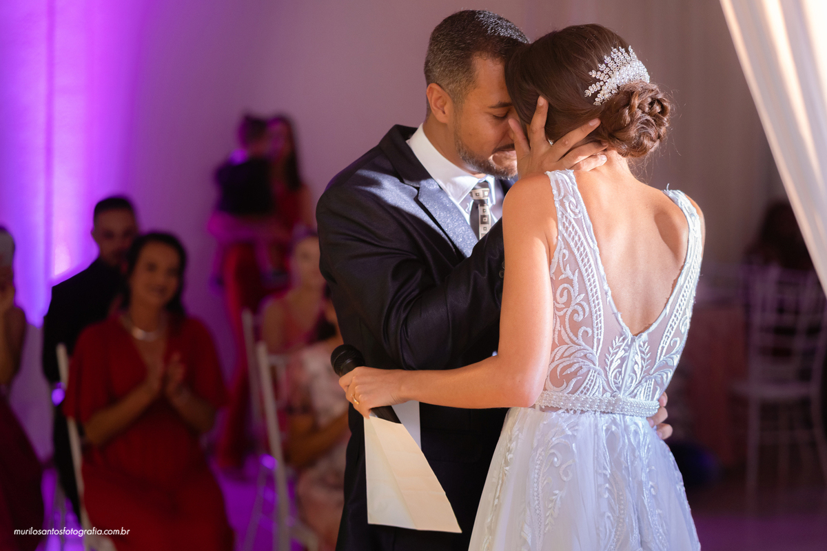 Nathalia e Isaias Murilo Santos Fotografia Castro Campos Gerais Paraná Ensaio Externo Ensaio Casal Noivos Casamento wedding Igreja Cerimonia Elooy Ferreira Eventos Castrolanda Cidade do Leite Noiva Noivo Casal
