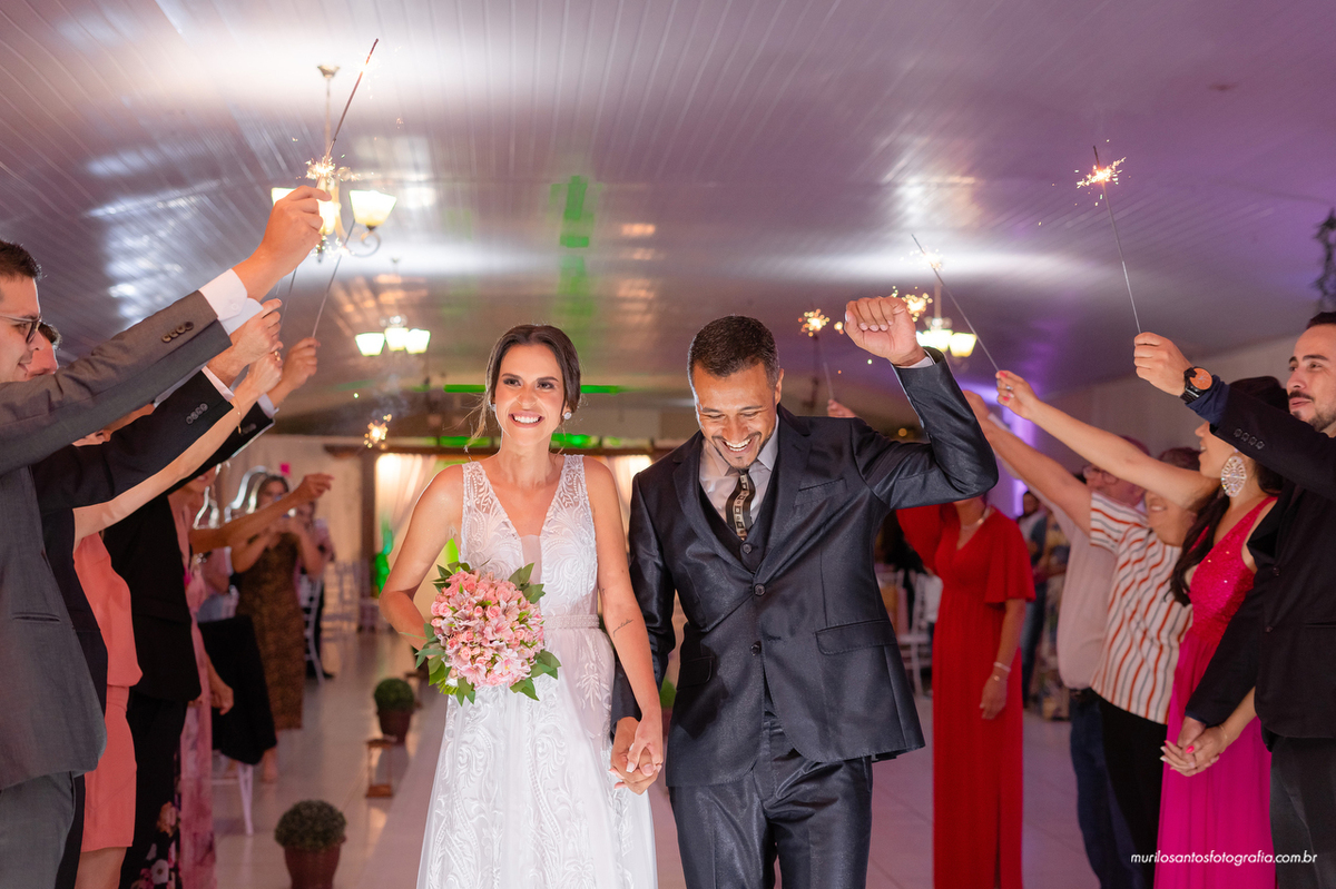 Nathalia e Isaias Murilo Santos Fotografia Castro Campos Gerais Paraná Ensaio Externo Ensaio Casal Noivos Casamento wedding Igreja Cerimonia Elooy Ferreira Eventos Castrolanda Cidade do Leite Noiva Noivo Casal