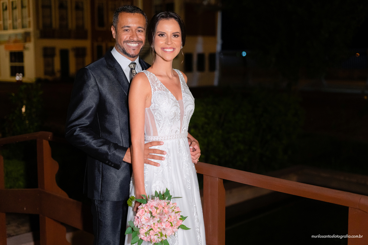 Nathalia e Isaias Murilo Santos Fotografia Castro Campos Gerais Paraná Ensaio Externo Ensaio Casal Noivos Casamento wedding Igreja Cerimonia Elooy Ferreira Eventos Castrolanda Cidade do Leite Noiva Noivo Casal