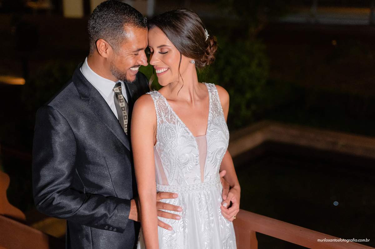 Nathalia e Isaias Murilo Santos Fotografia Castro Campos Gerais Paraná Ensaio Externo Ensaio Casal Noivos Casamento wedding Igreja Cerimonia Elooy Ferreira Eventos Castrolanda Cidade do Leite Noiva Noivo Casal