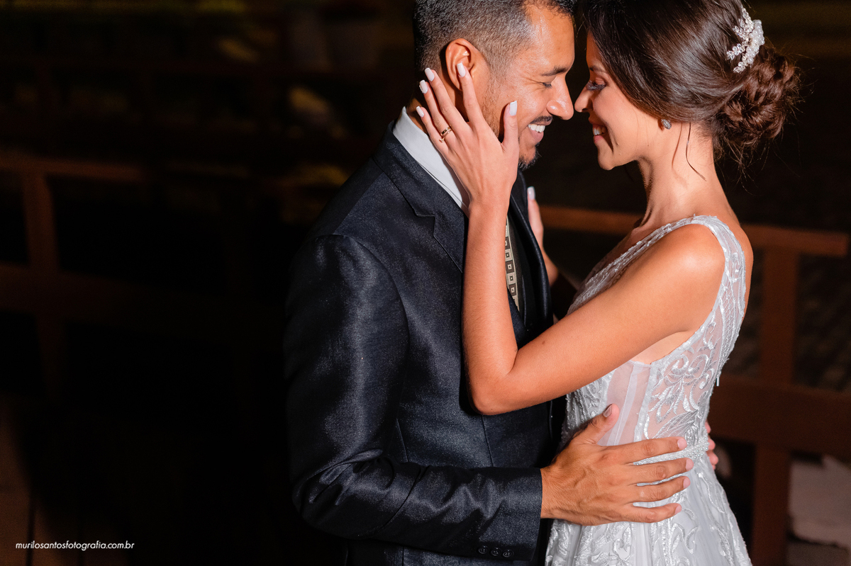 Nathalia e Isaias Murilo Santos Fotografia Castro Campos Gerais Paraná Ensaio Externo Ensaio Casal Noivos Casamento wedding Igreja Cerimonia Elooy Ferreira Eventos Castrolanda Cidade do Leite Noiva Noivo Casal