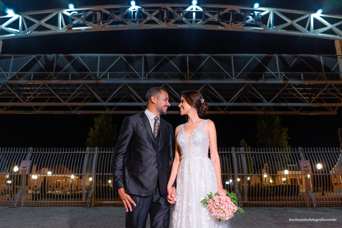 Nathalia e Isaias Murilo Santos Fotografia Castro Campos Gerais Paraná Ensaio Externo Ensaio Casal Noivos Casamento wedding Igreja Cerimonia Elooy Ferreira Eventos Castrolanda Cidade do Leite Noiva Noivo Casal