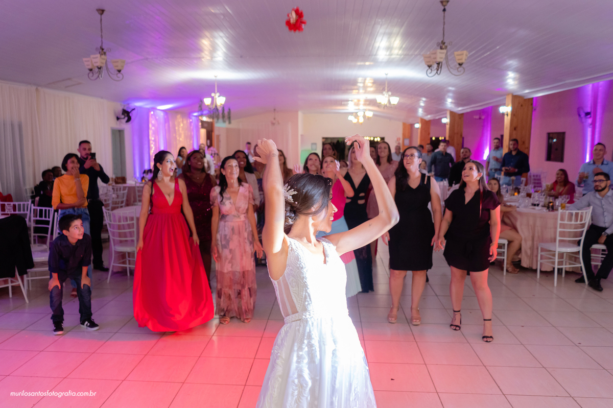 Nathalia e Isaias Murilo Santos Fotografia Castro Campos Gerais Paraná Ensaio Externo Ensaio Casal Noivos Casamento wedding Igreja Cerimonia Elooy Ferreira Eventos Castrolanda Cidade do Leite Noiva Noivo Casal