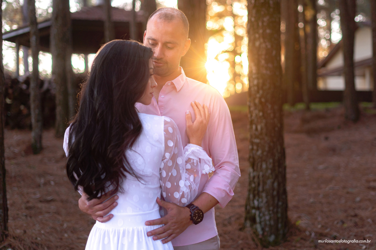Carol e Pedro Murilo Santos Fotografia Castro Carambei Campos Gerais Paraná Ensaio Externo Ensaio Casal Noivos Casamento Pré wedding Pré Lavanda Noiva Noivo Casal