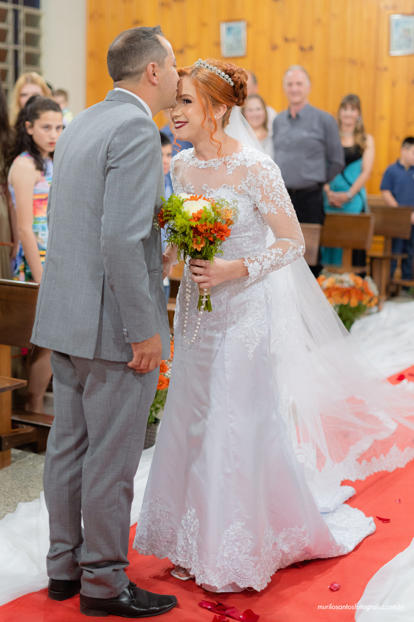 Dara e Clayton Murilo Santos Fotografia Castro Campos Gerais Paraná Ensaio Externo Ensaio Casal Noivos Casamento Cerimonia wedding Pré Castrolanda Moinho Capela Sao Pedro Festa Dança Valsa Alegria Sorriso Noiva Noivo Casal