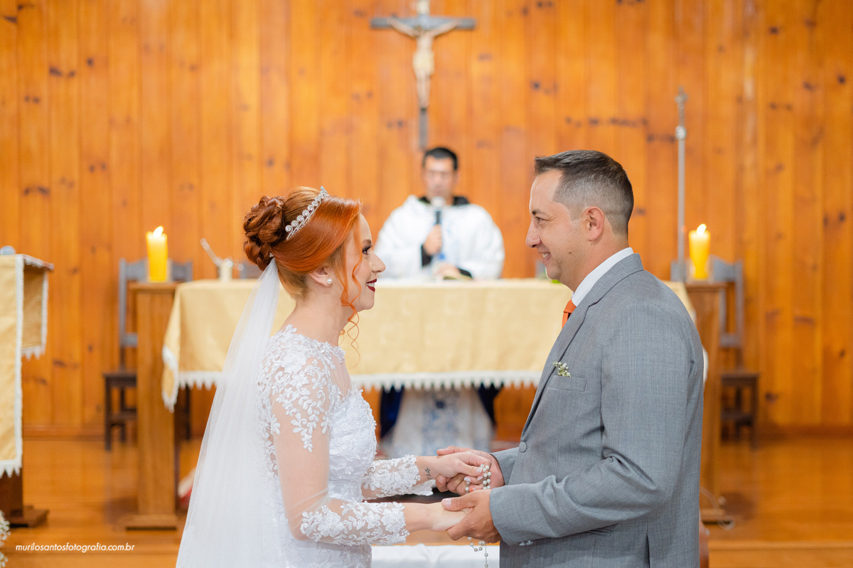 Dara e Clayton Murilo Santos Fotografia Castro Campos Gerais Paraná Ensaio Externo Ensaio Casal Noivos Casamento Cerimonia wedding Pré Castrolanda Moinho Capela Sao Pedro Festa Dança Valsa Alegria Sorriso Noiva Noivo Casal
