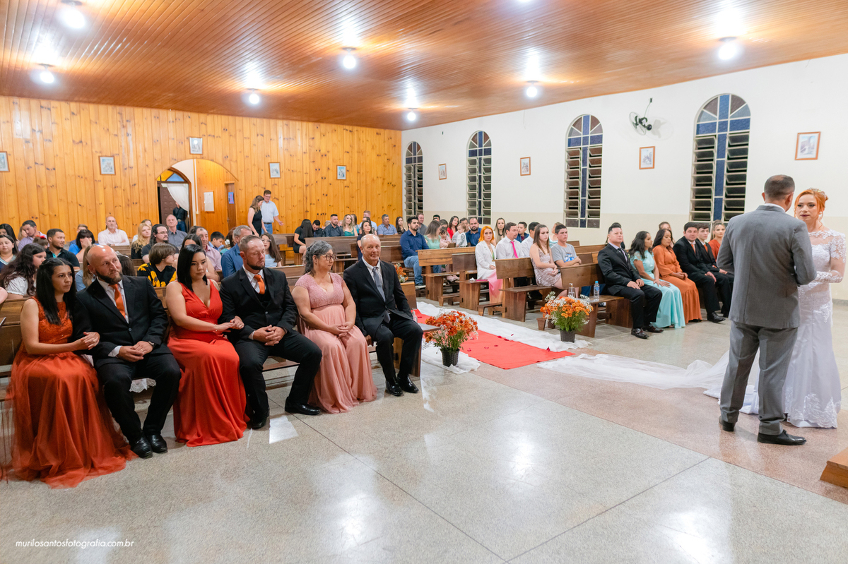 Dara e Clayton Murilo Santos Fotografia Castro Campos Gerais Paraná Ensaio Externo Ensaio Casal Noivos Casamento Cerimonia wedding Pré Castrolanda Moinho Capela Sao Pedro Festa Dança Valsa Alegria Sorriso Noiva Noivo Casal