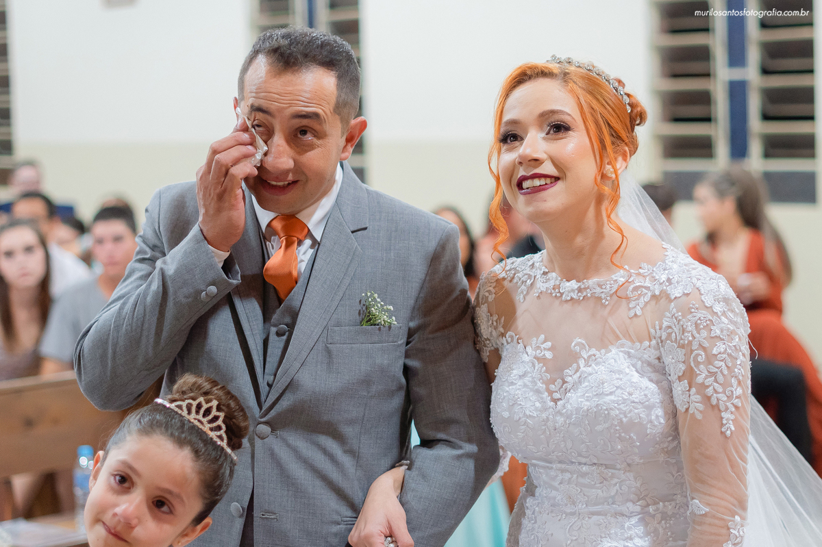Dara e Clayton Murilo Santos Fotografia Castro Campos Gerais Paraná Ensaio Externo Ensaio Casal Noivos Casamento Cerimonia wedding Pré Castrolanda Moinho Capela Sao Pedro Festa Dança Valsa Alegria Sorriso Noiva Noivo Casal