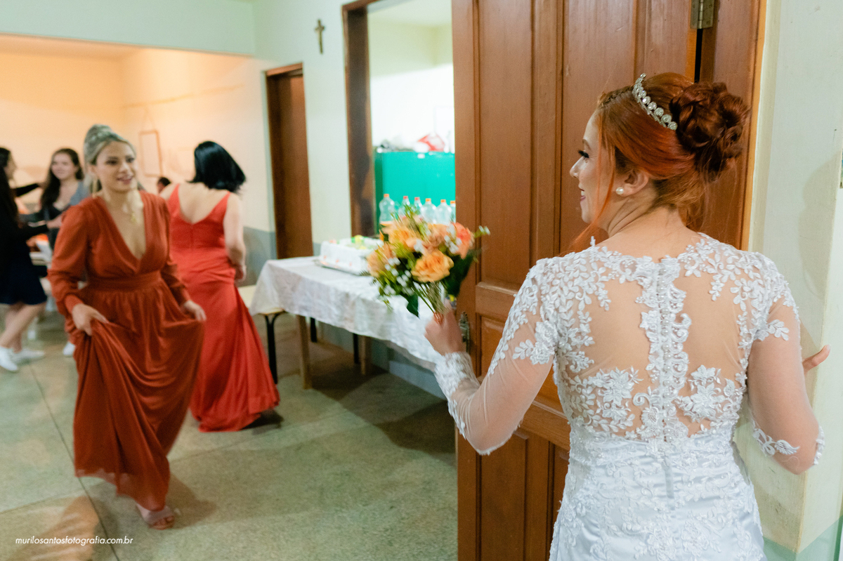 Dara e Clayton Murilo Santos Fotografia Castro Campos Gerais Paraná Ensaio Externo Ensaio Casal Noivos Casamento Cerimonia wedding Pré Castrolanda Moinho Capela Sao Pedro Festa Dança Valsa Alegria Sorriso Noiva Noivo Casal