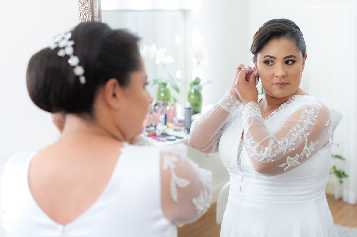 Andressa e Edson Murilo Santos Fotografia Castro Campos Gerais Paraná Ensaio Interno Noivos Casamento Cerimonia wedding Igreja Nossa Senhora de Sion Alegria Sorriso Noiva Noivo Casal