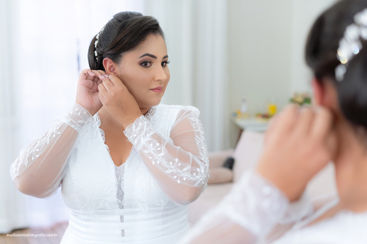 Andressa e Edson Murilo Santos Fotografia Castro Campos Gerais Paraná Ensaio Interno Noivos Casamento Cerimonia wedding Igreja Nossa Senhora de Sion Alegria Sorriso Noiva Noivo Casal