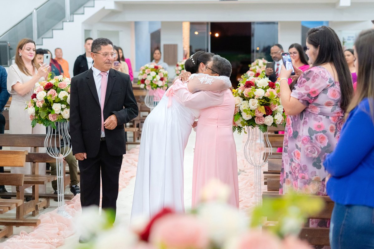 Andressa e Edson Murilo Santos Fotografia Castro Campos Gerais Paraná Ensaio Interno Noivos Casamento Cerimonia wedding Igreja Nossa Senhora de Sion Alegria Sorriso Noiva Noivo Casal