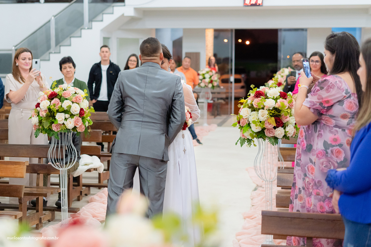 Andressa e Edson Murilo Santos Fotografia Castro Campos Gerais Paraná Ensaio Interno Noivos Casamento Cerimonia wedding Igreja Nossa Senhora de Sion Alegria Sorriso Noiva Noivo Casal