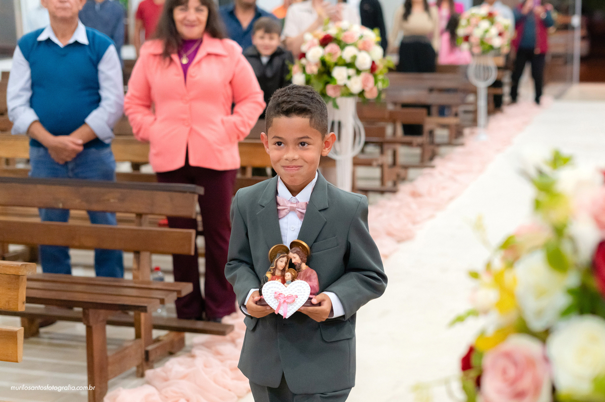 Andressa e Edson Murilo Santos Fotografia Castro Campos Gerais Paraná Ensaio Interno Noivos Casamento Cerimonia wedding Igreja Nossa Senhora de Sion Alegria Sorriso Noiva Noivo Casal