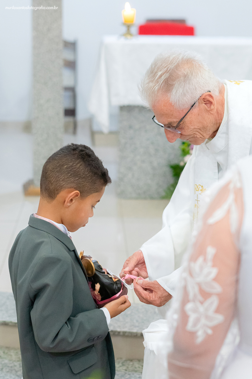 Andressa e Edson Murilo Santos Fotografia Castro Campos Gerais Paraná Ensaio Interno Noivos Casamento Cerimonia wedding Igreja Nossa Senhora de Sion Alegria Sorriso Noiva Noivo Casal