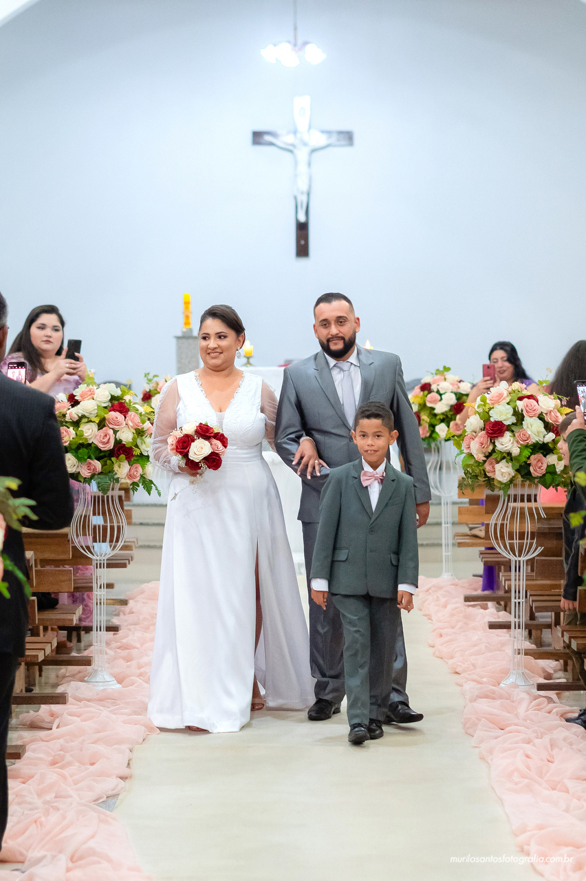 Andressa e Edson Murilo Santos Fotografia Castro Campos Gerais Paraná Ensaio Interno Noivos Casamento Cerimonia wedding Igreja Nossa Senhora de Sion Alegria Sorriso Noiva Noivo Casal
