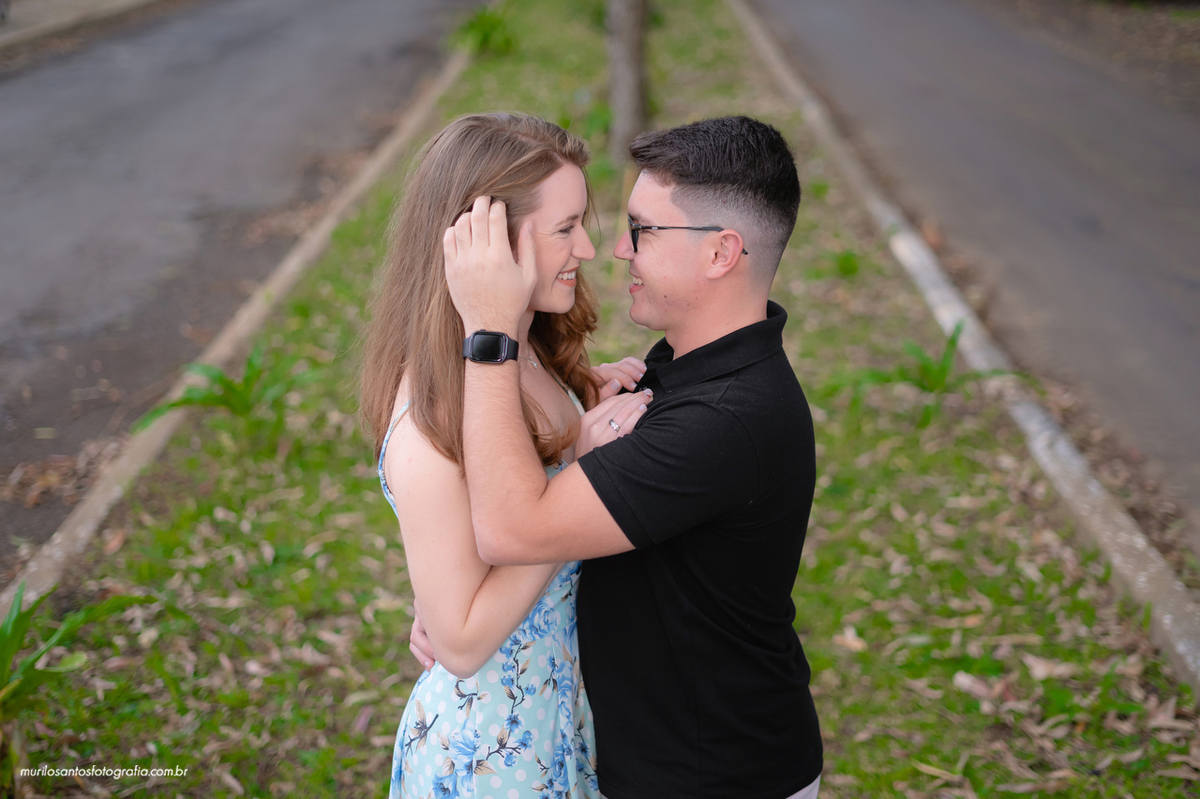 Franciele e Willian Murilo Santos Fotografia Piraí do Sul Campos Gerais Paraná Ensaio Externo Ensaio Casal Noivos Casamento Pré wedding Pré Noiva Noivo Casal Brotas

