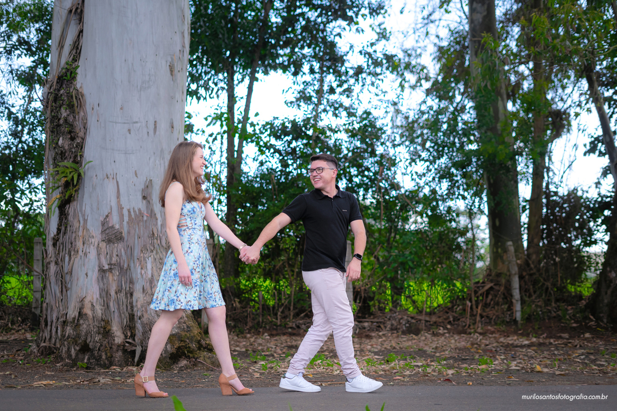 Franciele e Willian Murilo Santos Fotografia Piraí do Sul Campos Gerais Paraná Ensaio Externo Ensaio Casal Noivos Casamento Pré wedding Pré Noiva Noivo Casal Brotas
