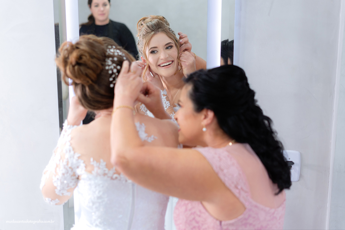 Franciele e Willian Murilo Santos Fotografia Castro Campos Gerais Paraná Noivos Casamento Cerimonia wedding Igreja Ensaio Externo Ensaio Casal Noivos Casamento Noiva Noivo Casal
