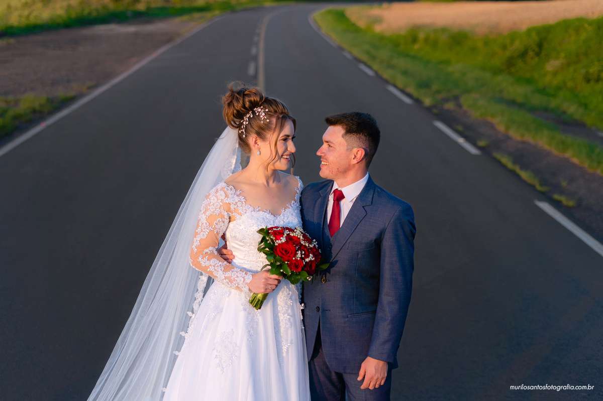Franciele e Willian Murilo Santos Fotografia Castro Campos Gerais Paraná Noivos Casamento Cerimonia wedding Igreja Ensaio Externo Ensaio Casal Noivos Casamento Noiva Noivo Casal
