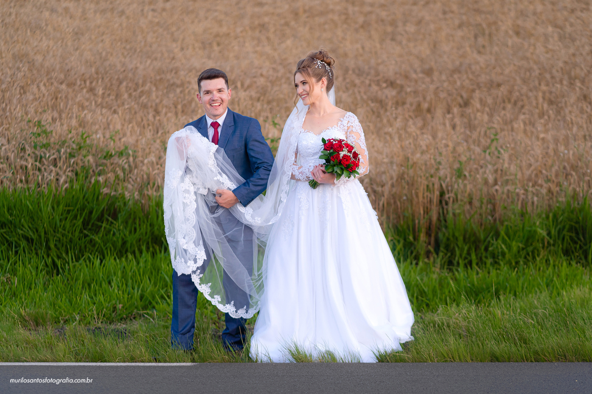 Franciele e Willian Murilo Santos Fotografia Castro Campos Gerais Paraná Noivos Casamento Cerimonia wedding Igreja Ensaio Externo Ensaio Casal Noivos Casamento Noiva Noivo Casal