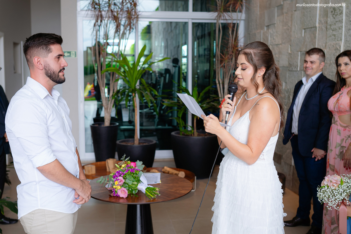 Thamyris e Gabriel Murilo Santos Fotografia Castro Campos Gerais Paraná Noivos Casamento Cerimonia Indoor Edificio Lake apartamento wedding Ensaio Externo Ensaio Casal Noivos Casamento Noiva Noivo Casal