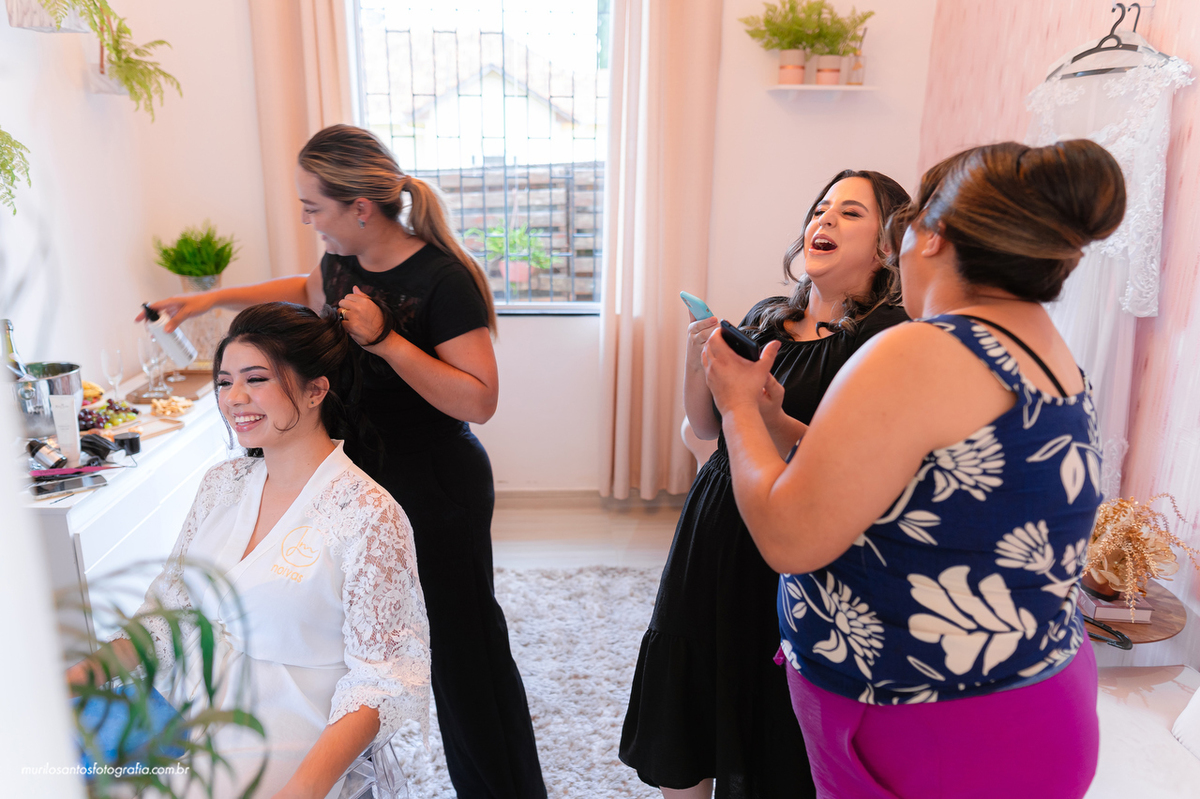 Emanuelly e Nathan Murilo Santos Fotografia Ponta Grossa Campos Gerais Paraná Noivos Casamento Cerimonia wedding Ensaio Externo Ensaio Casal Noivos Casamento Noiva Noivo Casal Fusca