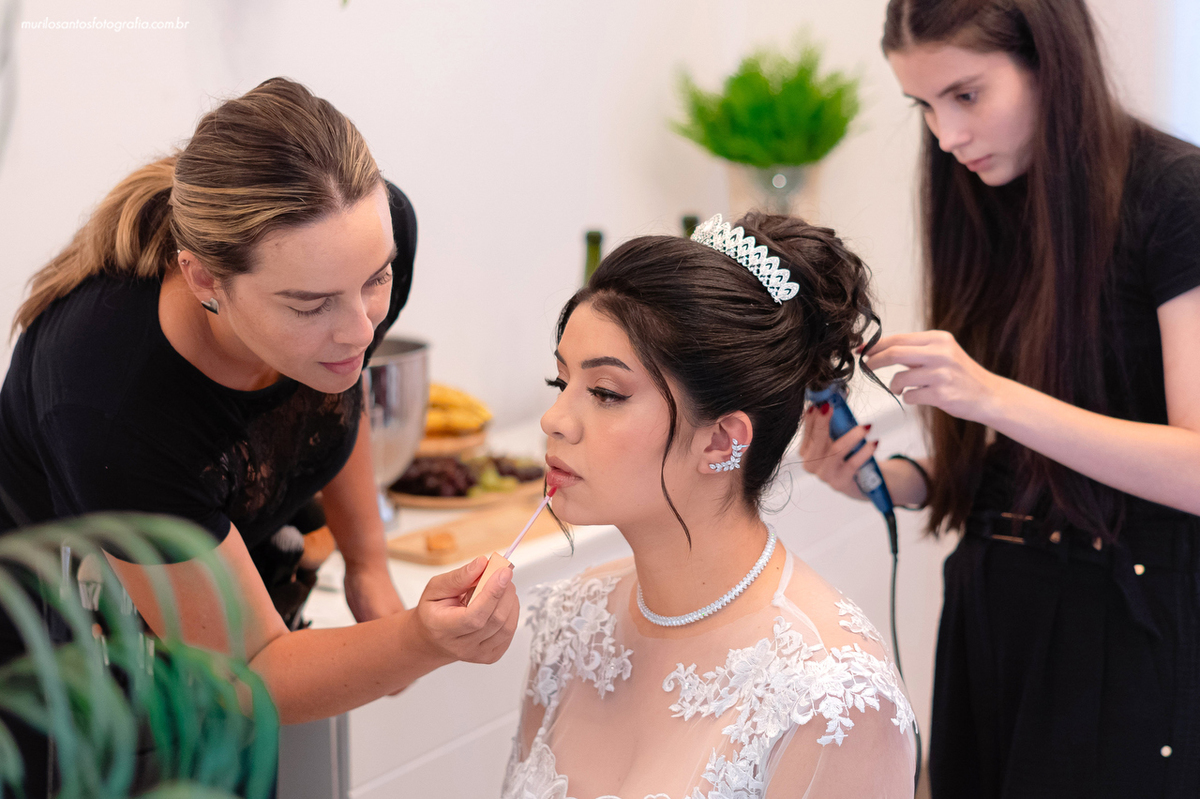 Emanuelly e Nathan Murilo Santos Fotografia Ponta Grossa Campos Gerais Paraná Noivos Casamento Cerimonia wedding Ensaio Externo Ensaio Casal Noivos Casamento Noiva Noivo Casal Fusca