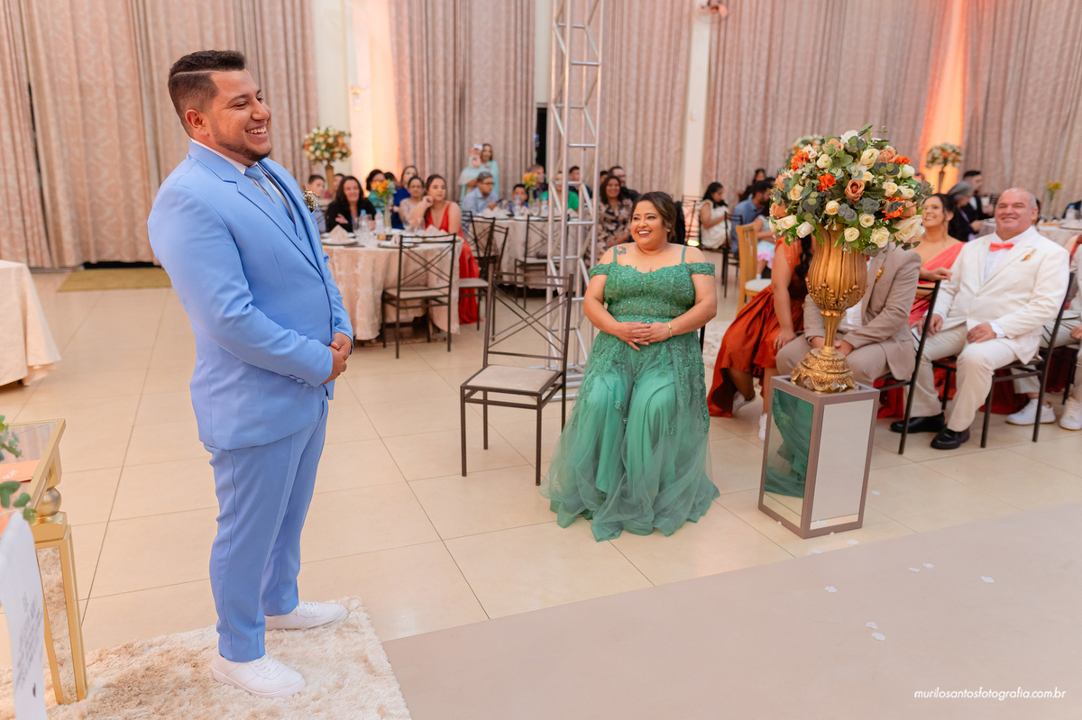 Emanuelly e Nathan Murilo Santos Fotografia Ponta Grossa Campos Gerais Paraná Noivos Casamento Cerimonia wedding Ensaio Externo Ensaio Casal Noivos Casamento Noiva Noivo Casal Fusca