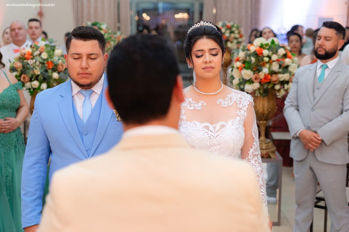 Emanuelly e Nathan Murilo Santos Fotografia Ponta Grossa Campos Gerais Paraná Noivos Casamento Cerimonia wedding Ensaio Externo Ensaio Casal Noivos Casamento Noiva Noivo Casal Fusca
