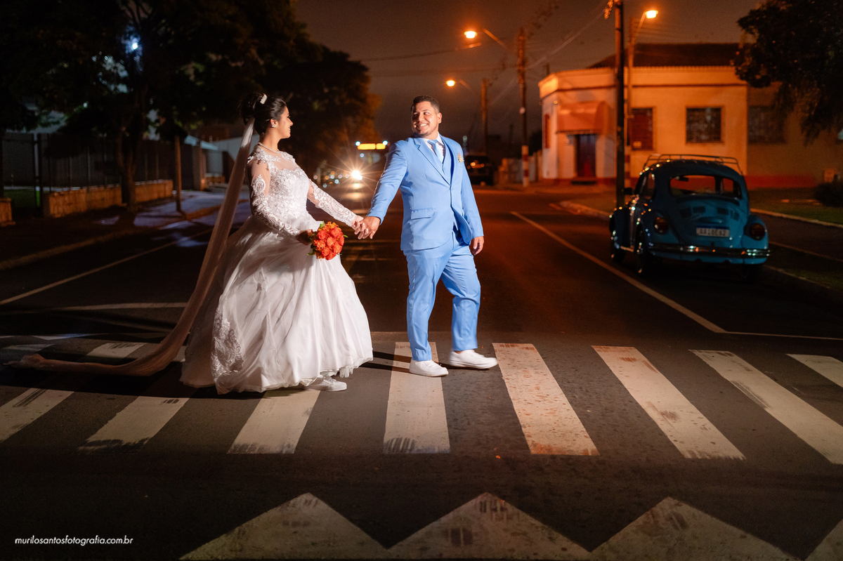 Emanuelly e Nathan Murilo Santos Fotografia Ponta Grossa Campos Gerais Paraná Noivos Casamento Cerimonia wedding Ensaio Externo Ensaio Casal Noivos Casamento Noiva Noivo Casal Fusca