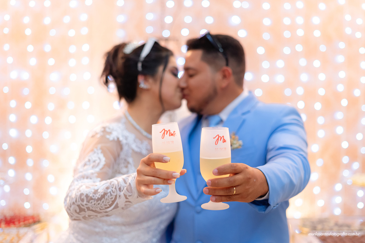 Emanuelly e Nathan Murilo Santos Fotografia Ponta Grossa Campos Gerais Paraná Noivos Casamento Cerimonia wedding Ensaio Externo Ensaio Casal Noivos Casamento Noiva Noivo Casal Fusca