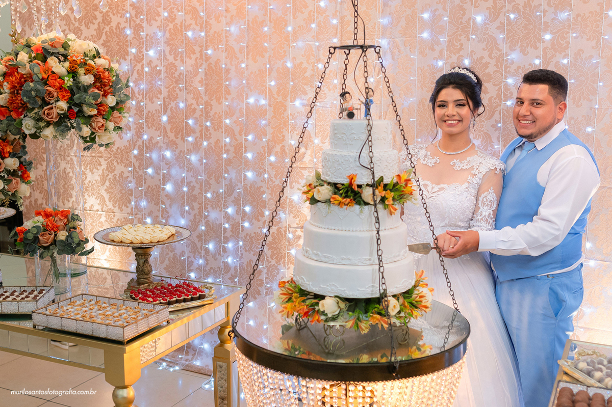 Emanuelly e Nathan Murilo Santos Fotografia Ponta Grossa Campos Gerais Paraná Noivos Casamento Cerimonia wedding Ensaio Externo Ensaio Casal Noivos Casamento Noiva Noivo Casal Fusca