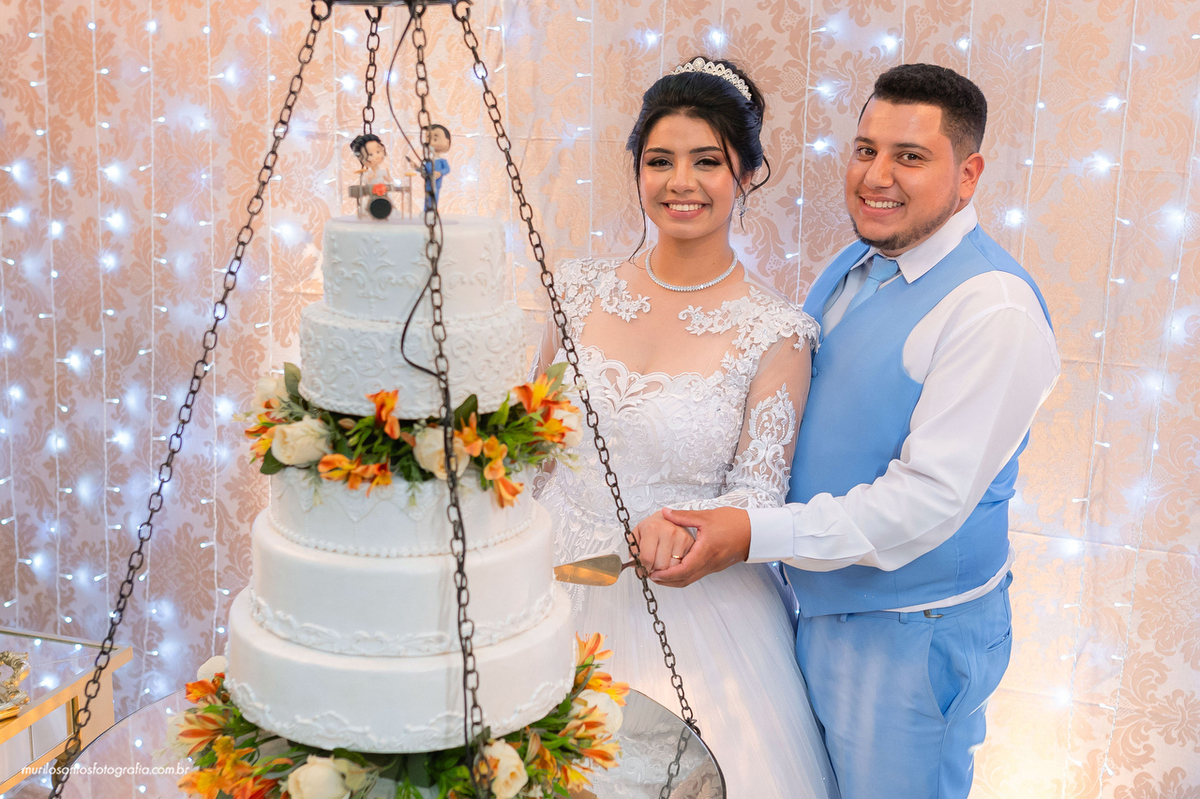Emanuelly e Nathan Murilo Santos Fotografia Ponta Grossa Campos Gerais Paraná Noivos Casamento Cerimonia wedding Ensaio Externo Ensaio Casal Noivos Casamento Noiva Noivo Casal Fusca
