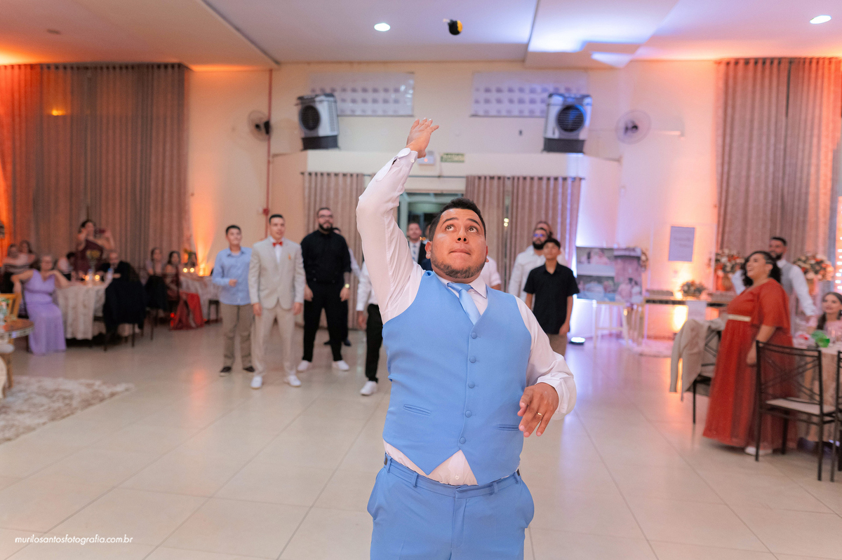 Emanuelly e Nathan Murilo Santos Fotografia Ponta Grossa Campos Gerais Paraná Noivos Casamento Cerimonia wedding Ensaio Externo Ensaio Casal Noivos Casamento Noiva Noivo Casal Fusca