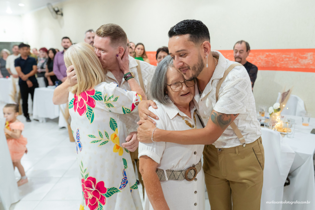 Cadu e Fernando Murilo Santos Fotografia Castro Campos Gerais Paraná Noivos Casamento Cerimonia wedding Restaurante Tradição Ensaio Casal Noivos Casamento Noivo Casal