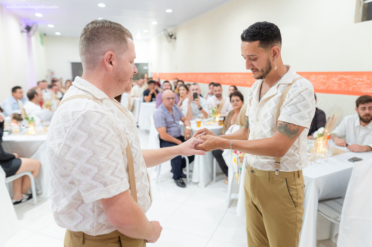 Cadu e Fernando Murilo Santos Fotografia Castro Campos Gerais Paraná Noivos Casamento Cerimonia wedding Restaurante Tradição Ensaio Casal Noivos Casamento Noivo Casal