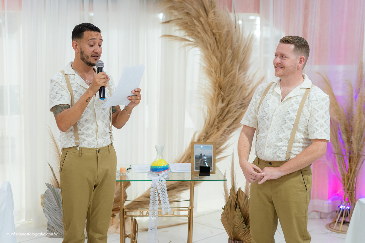 Cadu e Fernando Murilo Santos Fotografia Castro Campos Gerais Paraná Noivos Casamento Cerimonia wedding Restaurante Tradição Ensaio Casal Noivos Casamento Noivo Casal