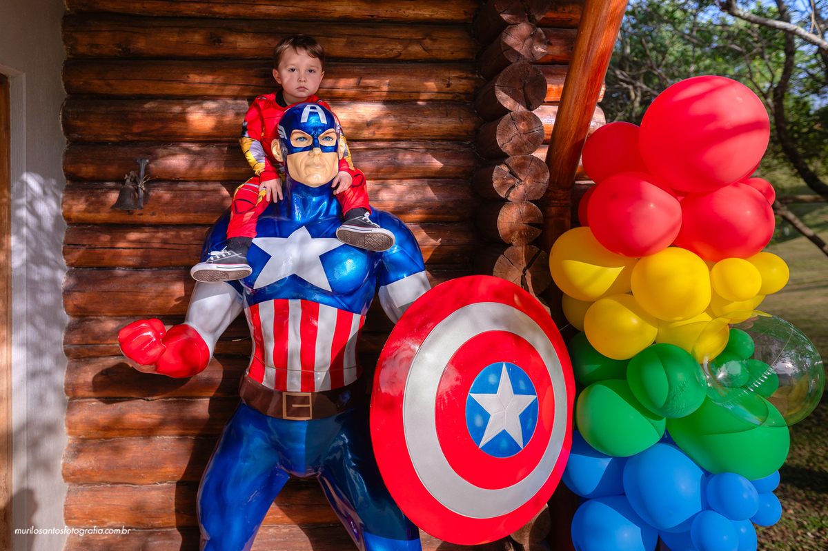 Marcelinho 3 anos Murilo Santos Fotografia Castro Campos Gerais Paraná Festa Alegria Família Sony Criança Aniversario Infantil Parabens Vingadores Avengers Homem de Ferro Capitão America
