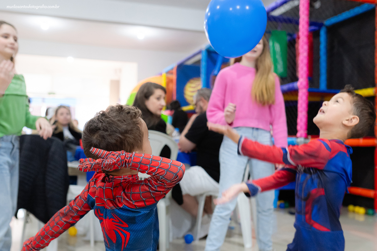 Joaquim 4 anos Murilo Santos Fotografia Castro Campos Gerais Paraná Festa Alegria Família Sony Criança Aniversario Infantil Parabens Homem Aranha Heroi