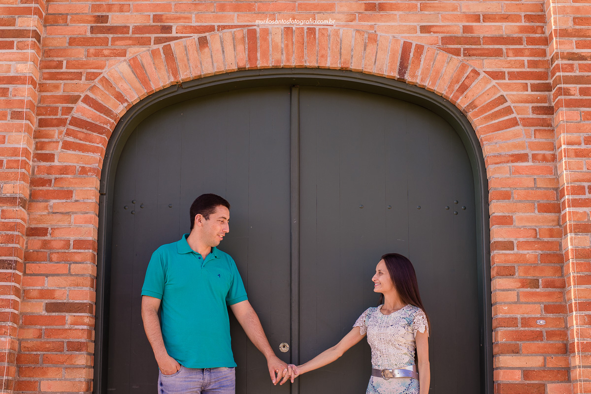 Karina e Alexandro Murilo Santos Fotografia Capão Alto Castrolanda Castro Campos Gerais Paraná Ensaio Casal Alegria Sorriso Noivos