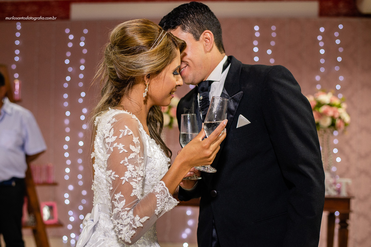 Thaise e Junior Murilo Santos Fotografia Casamento Cerimonia Igreja do Rosário Noivos Noiva Noivo Vestido Jantar Associação Paranatrator Castro Campos Gerais Alegria Família Casal Crianças Meninas Espontâneo Nikon