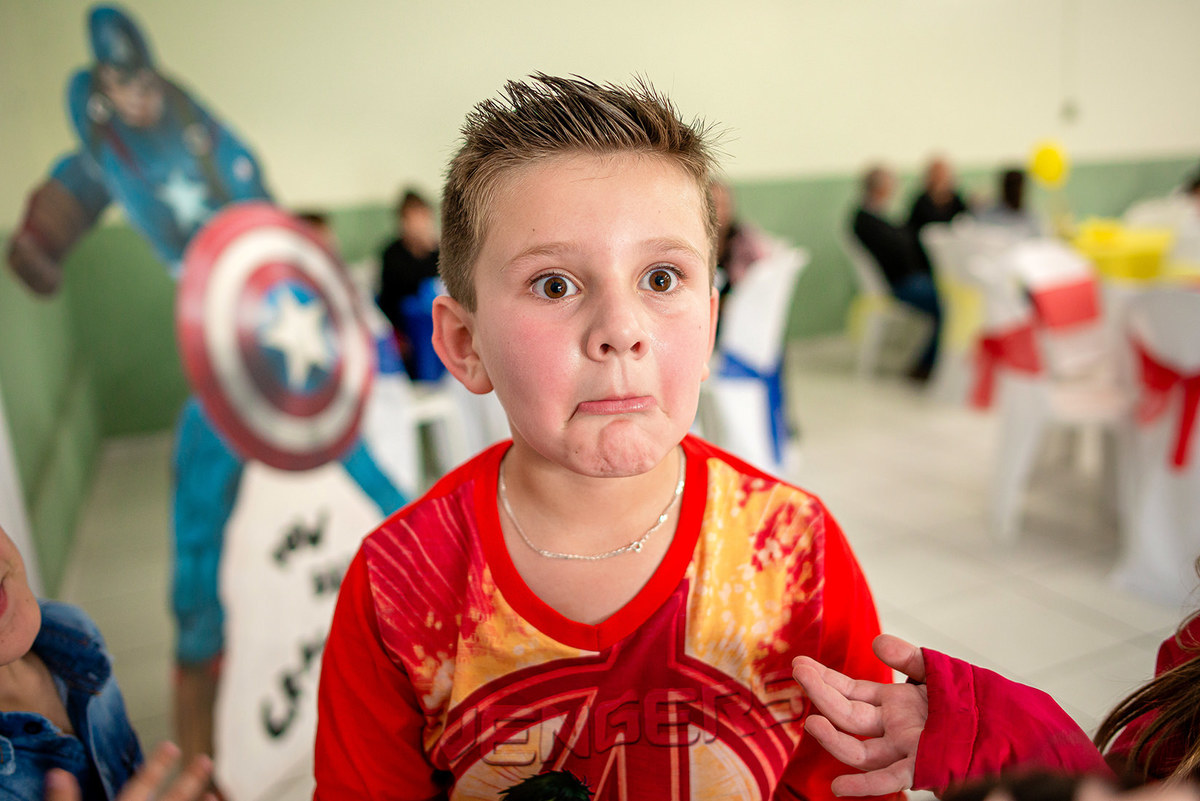Murilo Santos Fotografia Nikon Enzo 7 Anos Aniversário Infantil Evento Belíssima Castro Campos Gerais Paraná Vingadores Crianças Menino Parabéns Espontâneo Surpreso