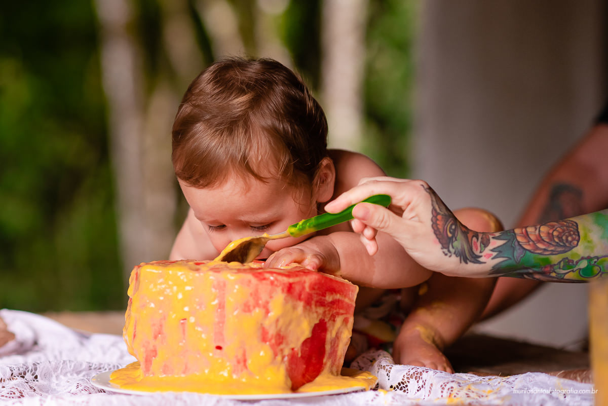 Murilo Santos Fotografia Ensaio Externo Ensaio Smash The fruit Cícero Ensaio Pessoal Criança Infantil Alegria Espontaneo Bolo de fruta Manga Smash the cake Castro Paraná