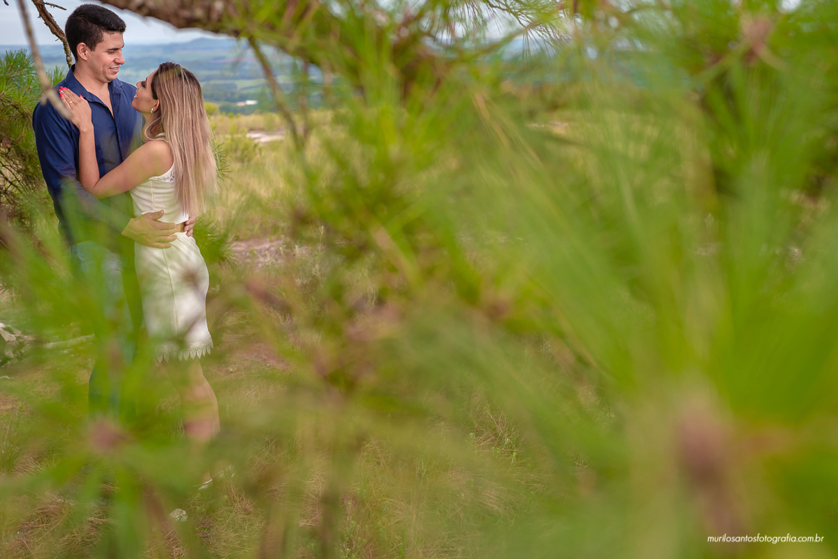 Murilo Santos Fotografia Thaise & Junior Ensaio Externo Ensaio Casal Pré Wedding Noivos noivo noiva casal Castro Tibagi Alegria Espontaneo Noivos Pata Castro Morro da Pata Pedras