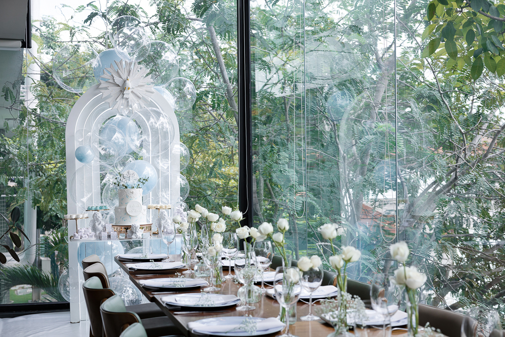 decoração tema batismo moderna 