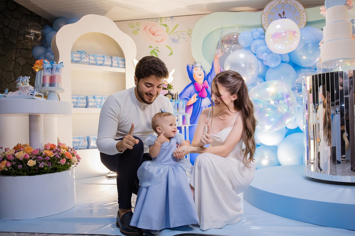 FESTA 1 ANO CINDERELA