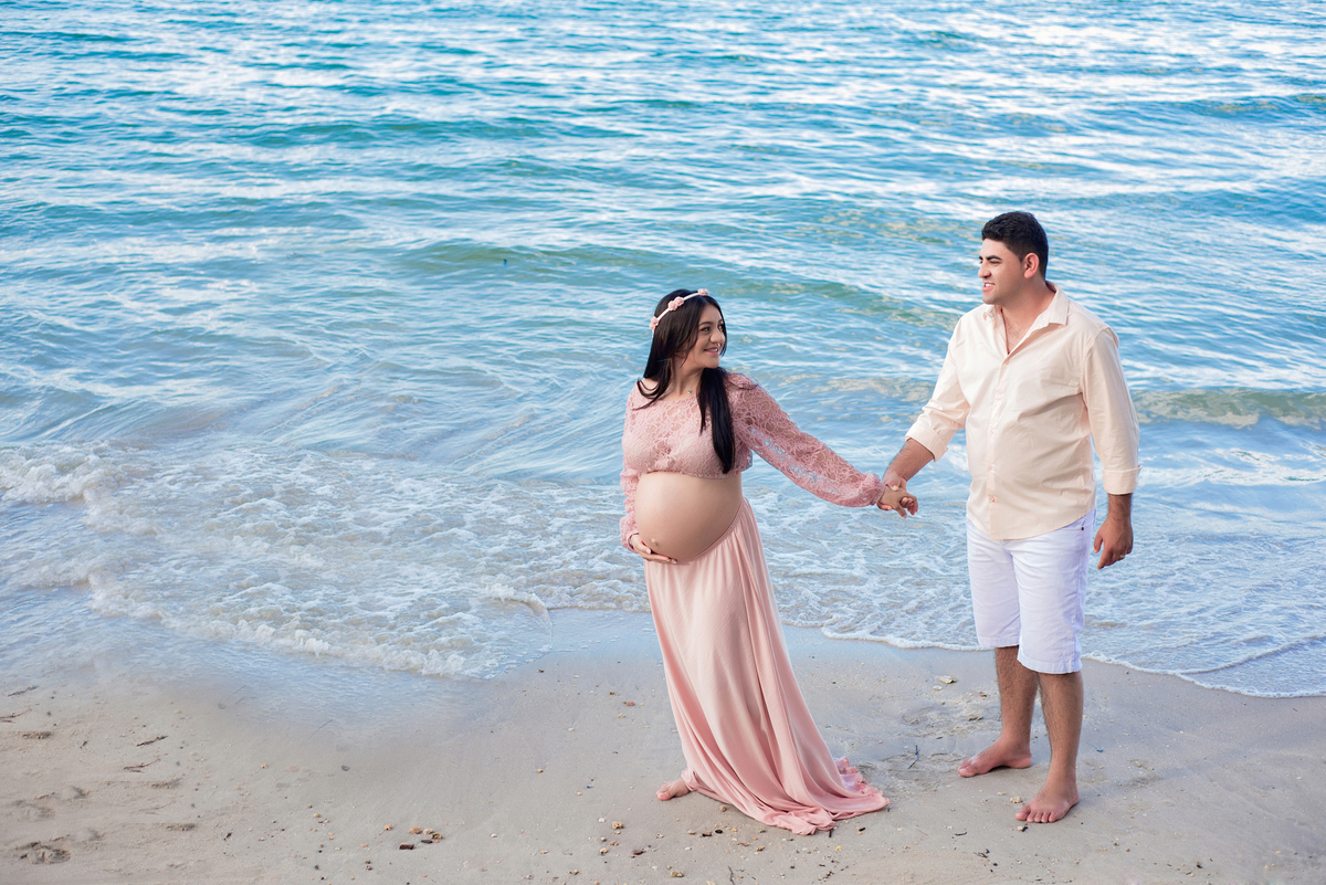 caminhando de maos dadas